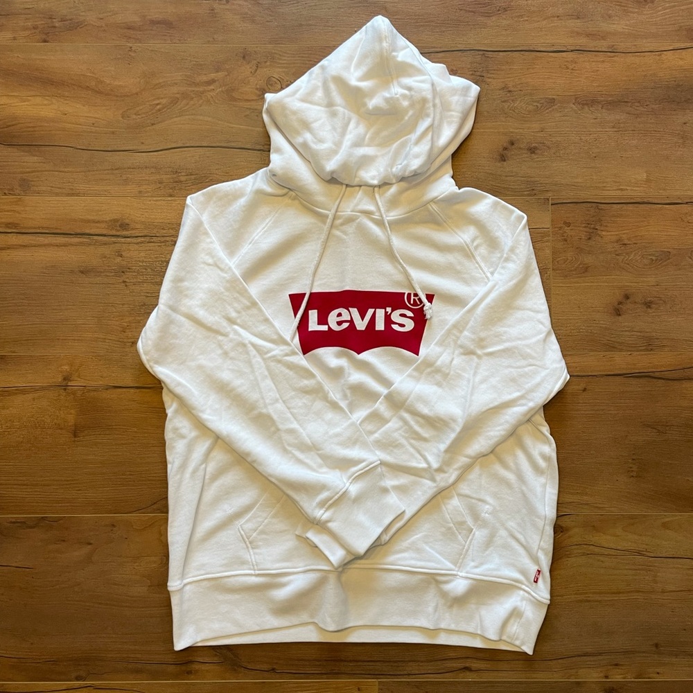 Women’s Levi Sweatshirt